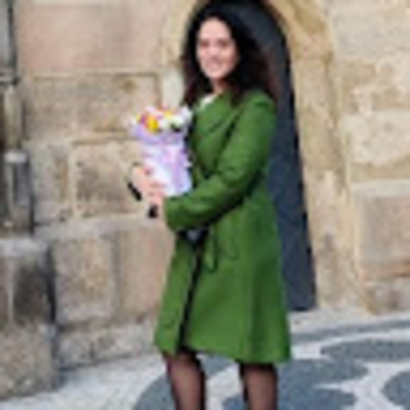 Meet your Posher, Sima - Picture 1 of 1